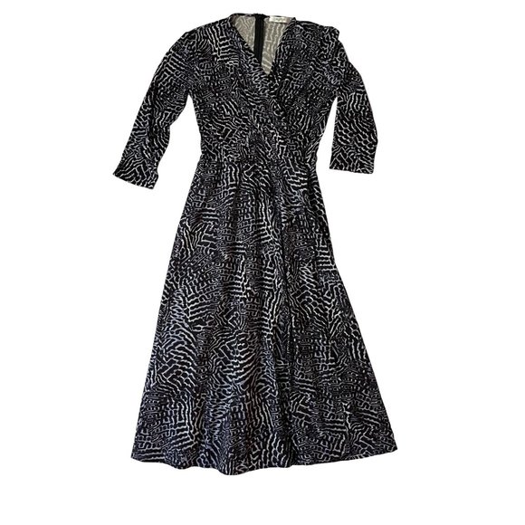MaxMara Navy Patterned Long Sleeve Dress - Picture 3 of 8